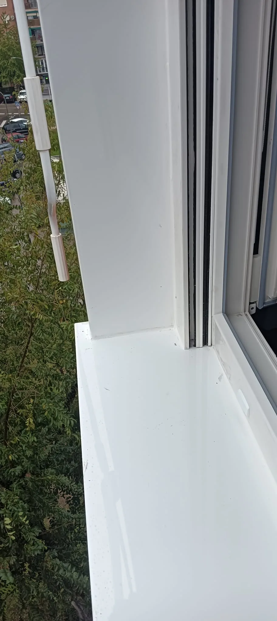 Instalación de ventanas de PVC y aluminio de alta eficiencia térmica - ven 14